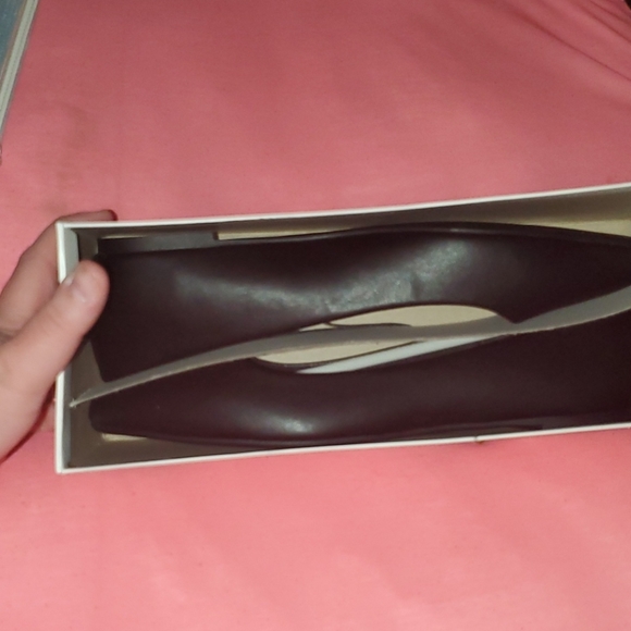 Size 7 flats - Picture 2 of 2
